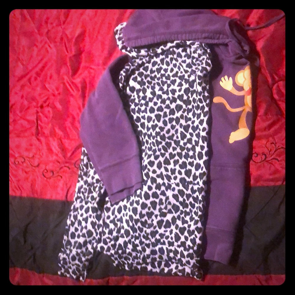 Set of 2 Hoodies.